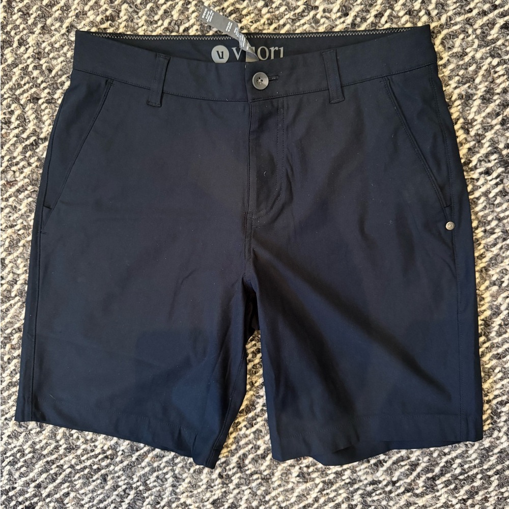 Vuori Shorts